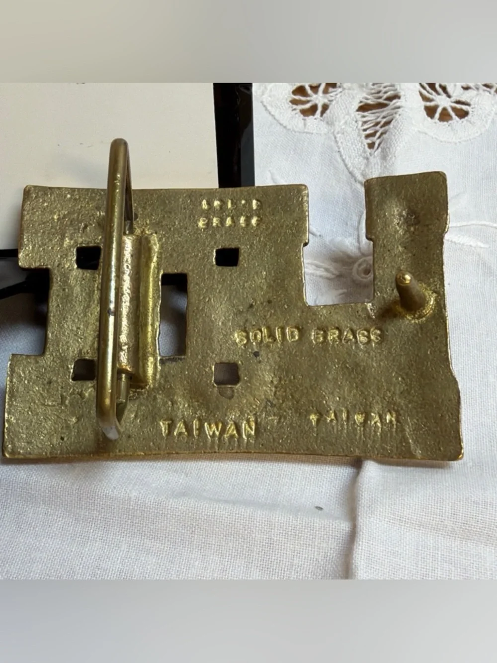 VTG Lot  Of 2 1970s Levi Original Riveted Brass & LEE  Name Belt‎ Brass Buckles
